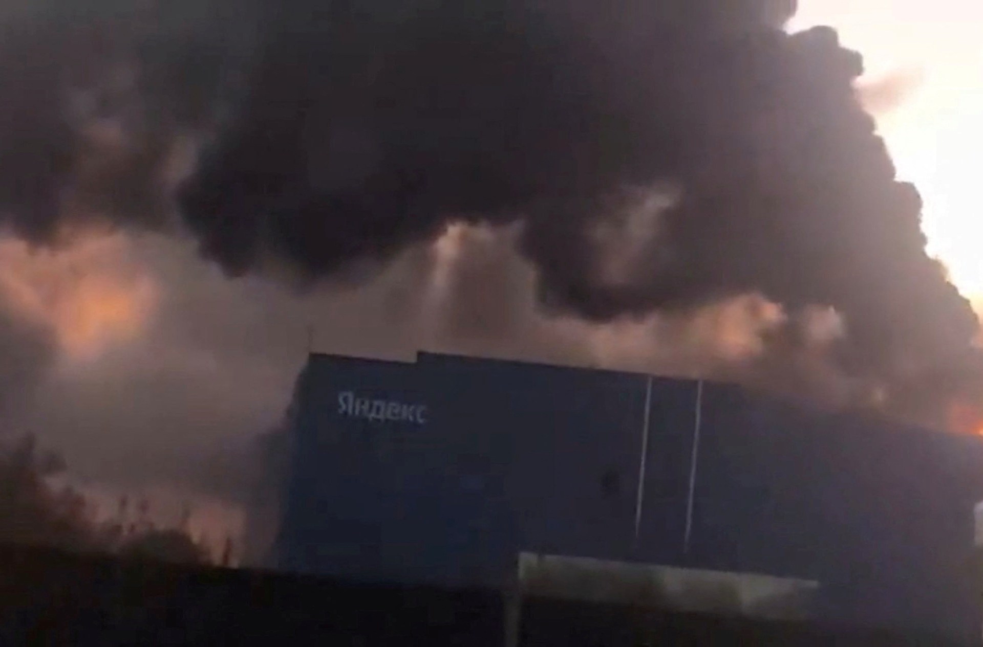 Ukrainos dronai smogė „Yandex“ duomenų centrams