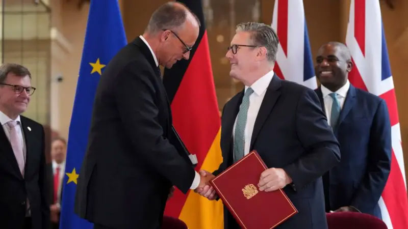 JK ir Vokietija pasirašė istorinį gynybos paktą