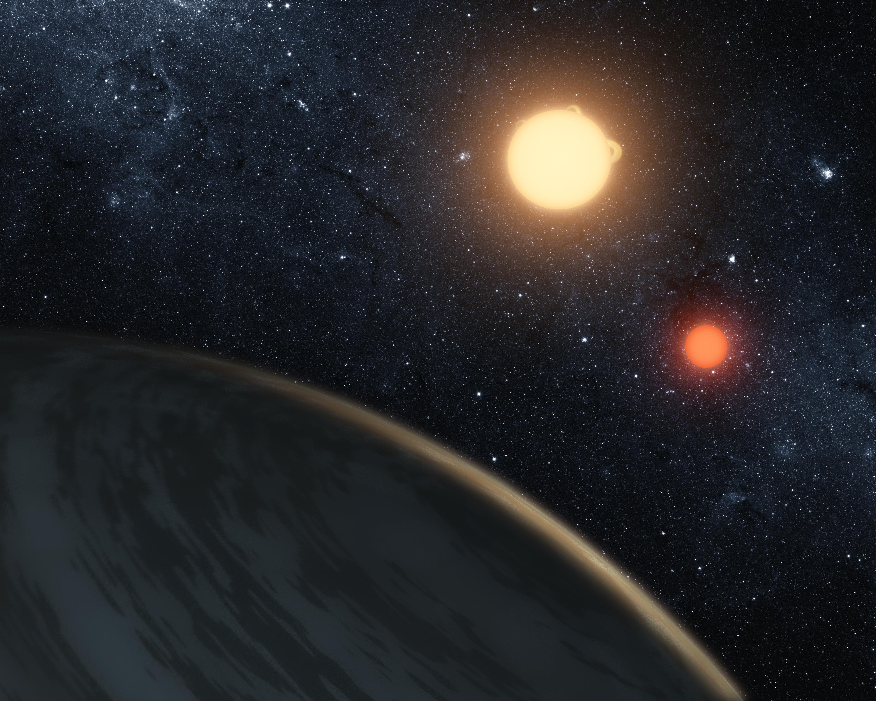 Aptiktos dešimtys dvinares žvaigždes turinčių planetų