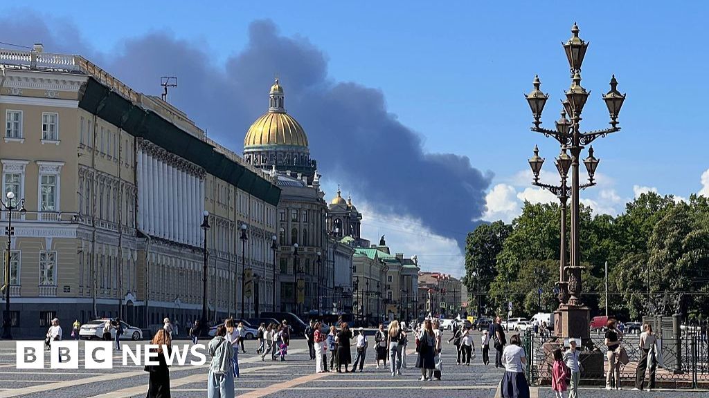 Ukrainos dronai atakavo Sankt Peterburgą po atmesto taikos siūlymo