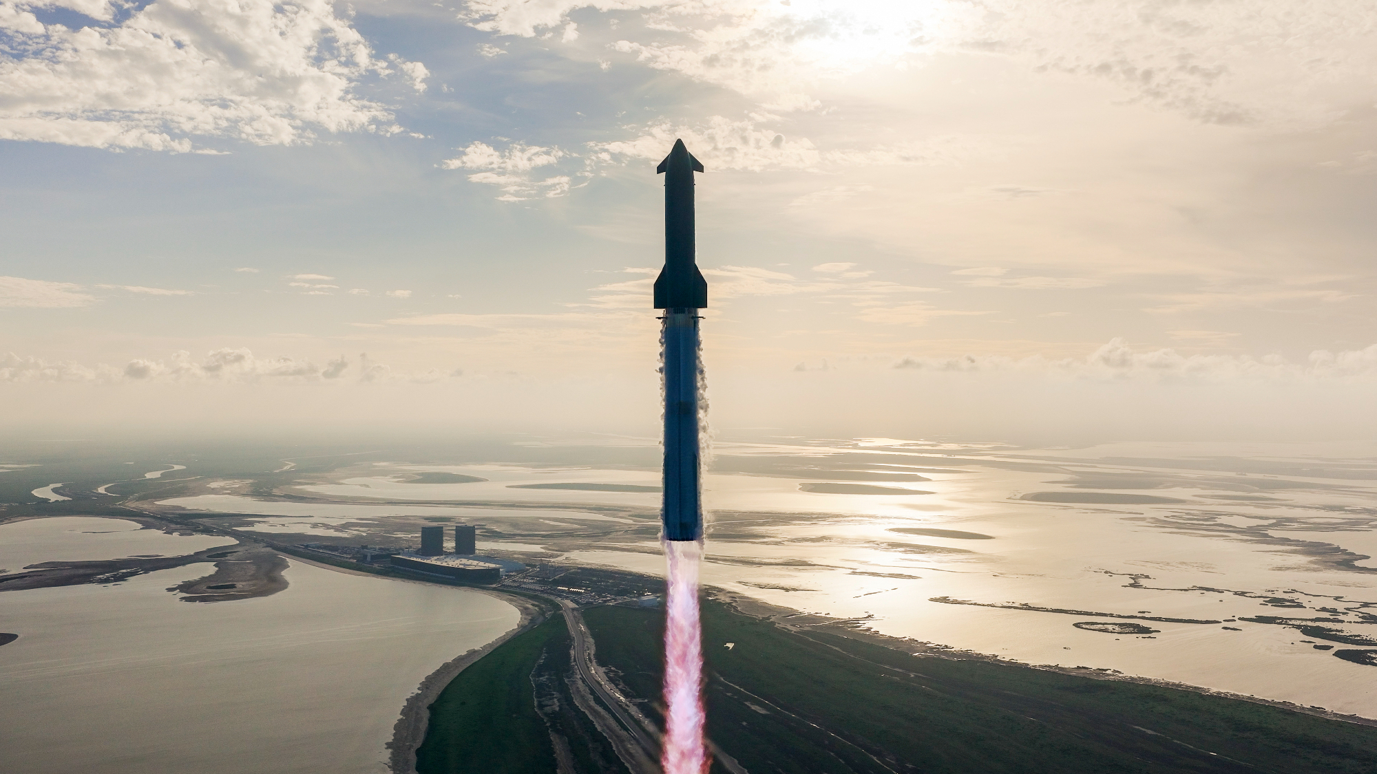 „SpaceX“ sėkmingai išbandė „Starship“ raketą