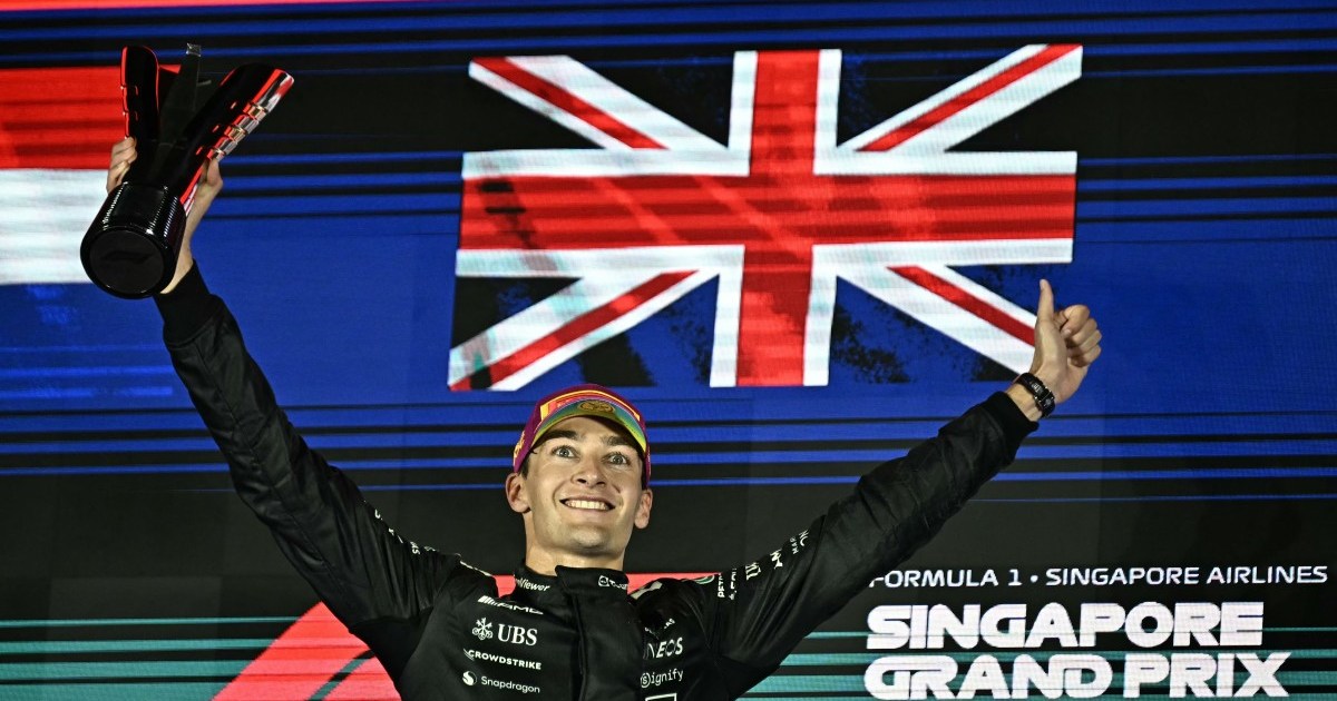 G. Russellas laimėjo Singapūro GP, o „McLaren“ užsitikrino konstruktorių titulą