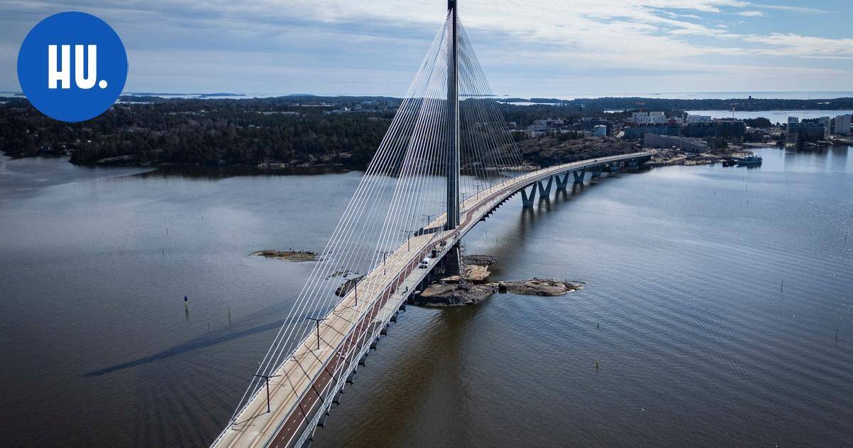 Helsinkyje atidarytas ilgiausias ir aukščiausias Suomijos tiltas
