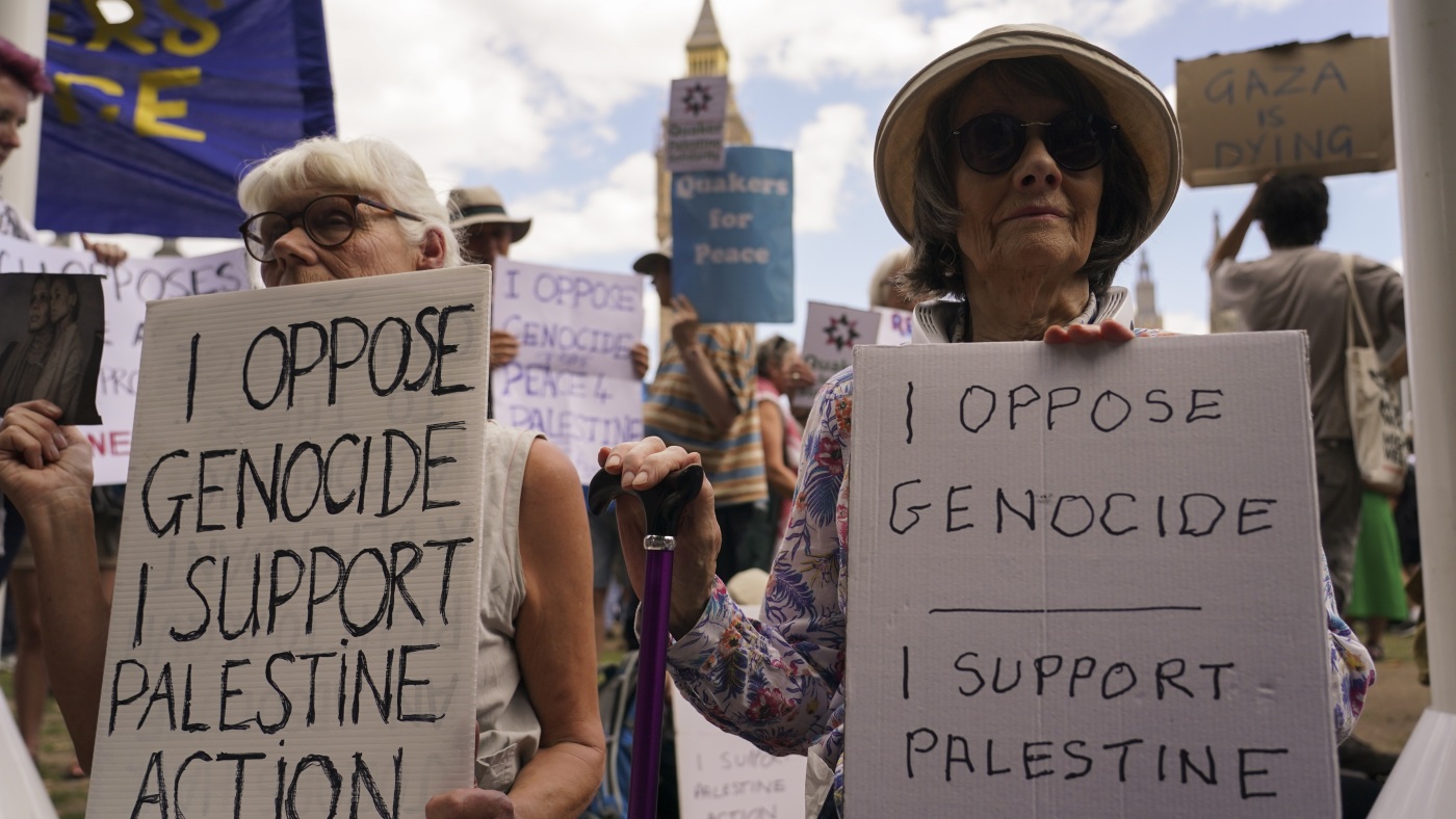 Londone sulaikyta daugiau nei 530 protestuotojų, palaikančių uždraustos grupės „Palestine Action“ veiklą