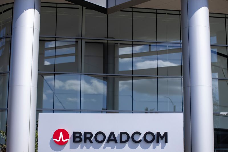 Broadcom Rockets to $1T Valuation on AI Chip Boom