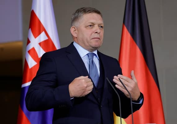 Slovakijos premjeras R. Fico kaltina Vakarų politikus siekiu išprovokuoti NATO ir Rusijos karą