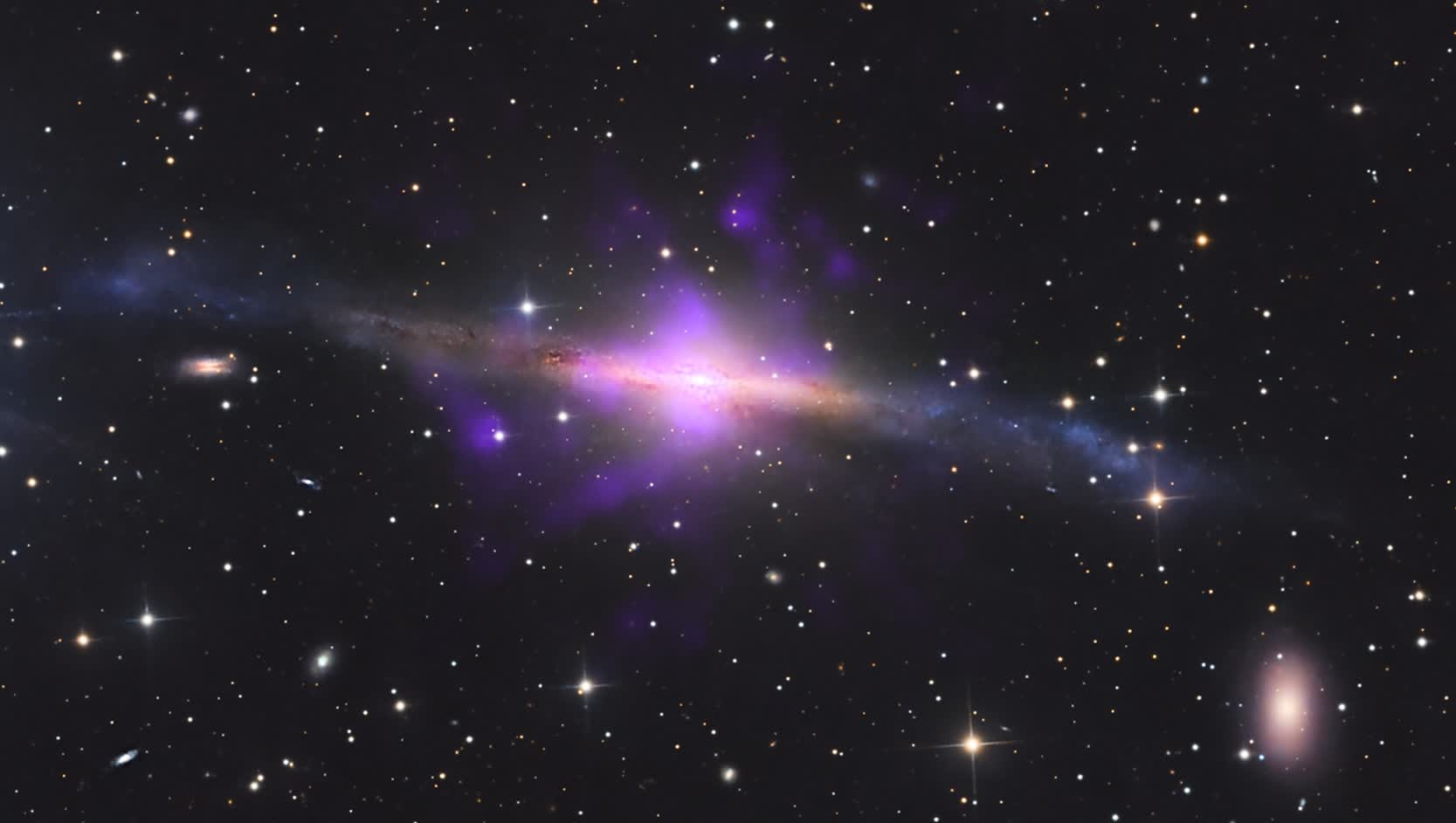 NASA Uncovers Sideways Black Hole in NGC 5084
