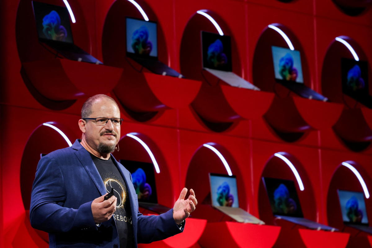 Qualcomm's Snapdragon 8 Elite Takes the Stage