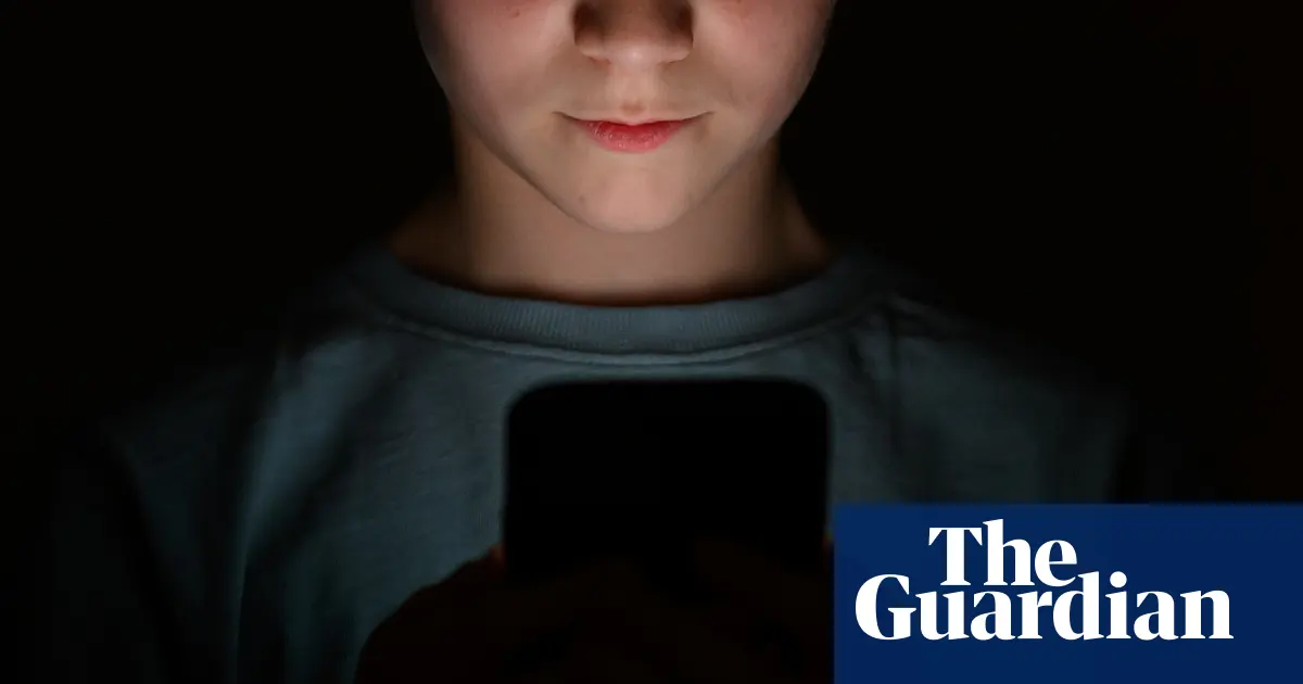 UK Minister Calls Online Safety Laws 'Unsatisfactory' Amid Tech Tensions